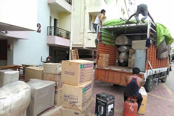 packers-and-movers-loading-services